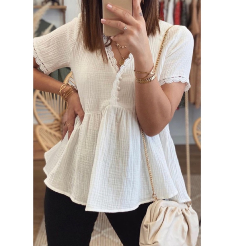 White Embroidered Trim Short Sleeves Crinkled Peplum Top